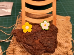 Pendientes flores alegres