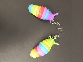 Pendientes gusano colores